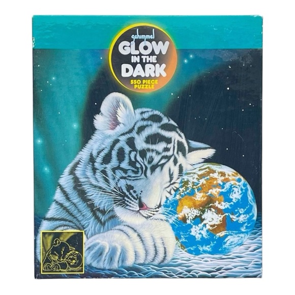 Collectible 🧩 550 PCS Puzzle White Tiger Earth Light - Picture 1 of 8